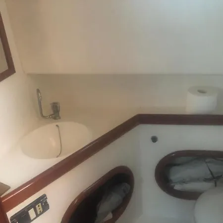 Botel Cap Monaco *